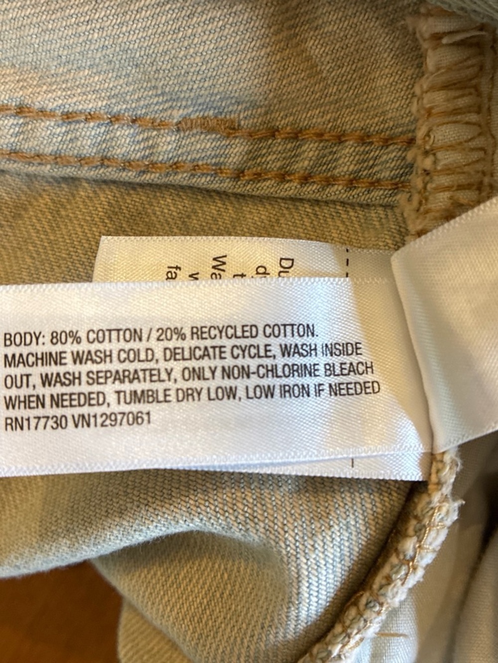 NWT Universal Thread 90s Baggy Jeans Tinted Vintage Wash Button Fly Size 6 - Picture 9 of 9